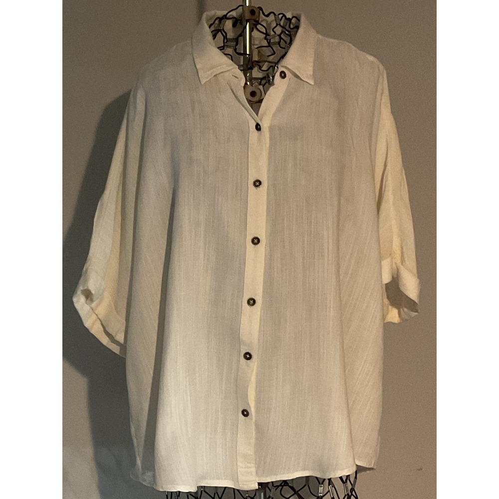 Maurices Womens XL White Button Down Short‎ Sleeve Cuffed Slub Rayon Shirt Top